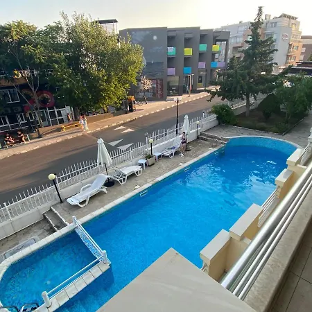 Sea View 11